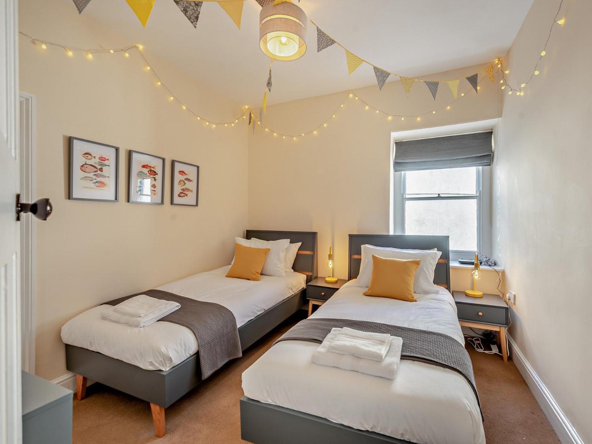 3 Bed In Tenby 95027 Luaran gambar